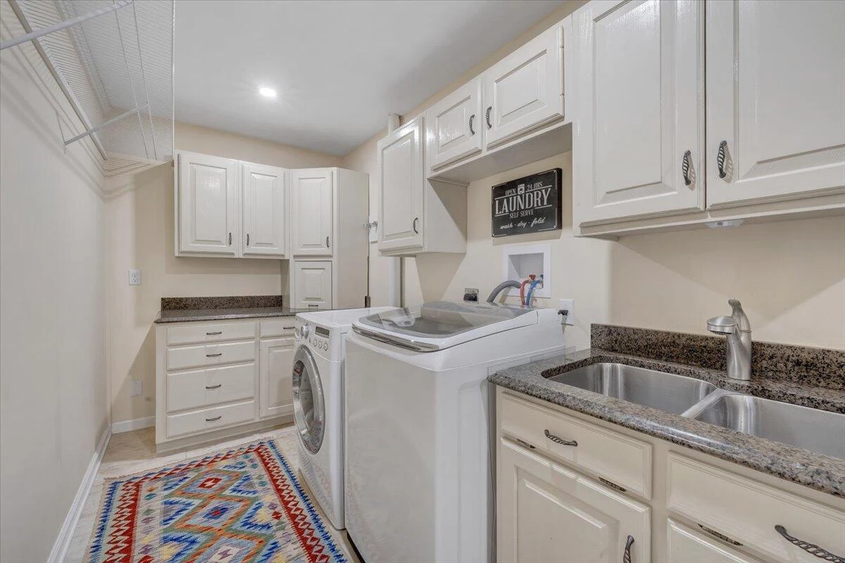 114 Freeboard DR - Photo 45