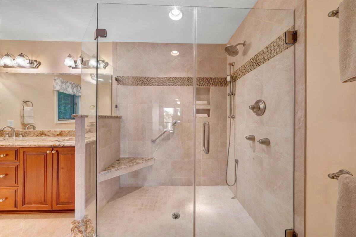 114 Freeboard DR - Photo 53