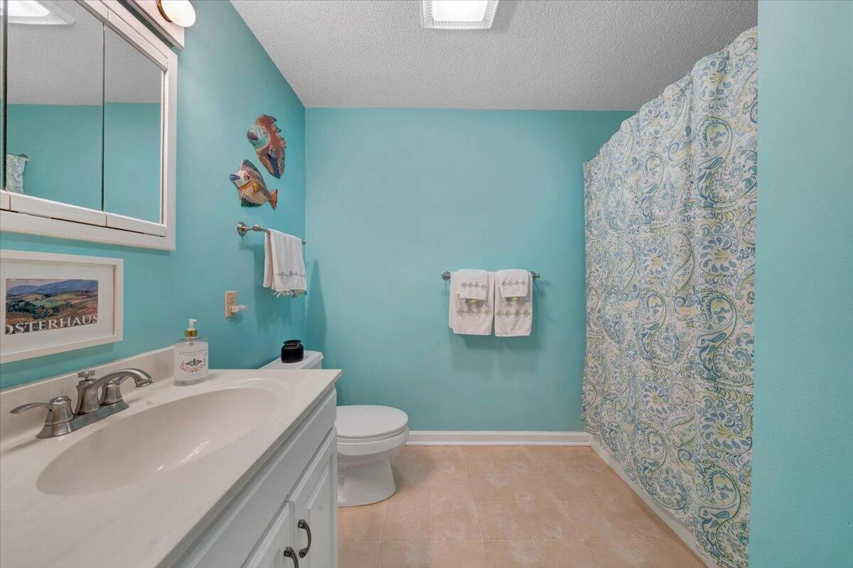 114 Freeboard DR - Photo 69