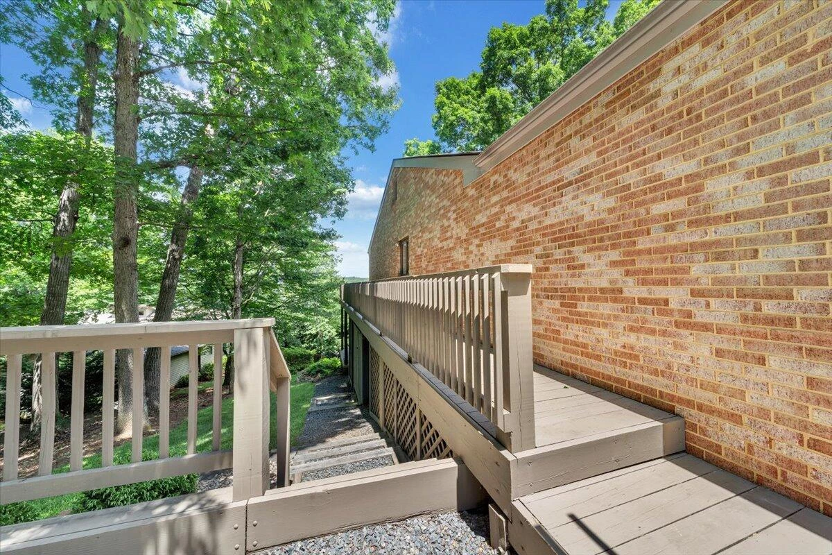 114 Freeboard DR - Photo 88