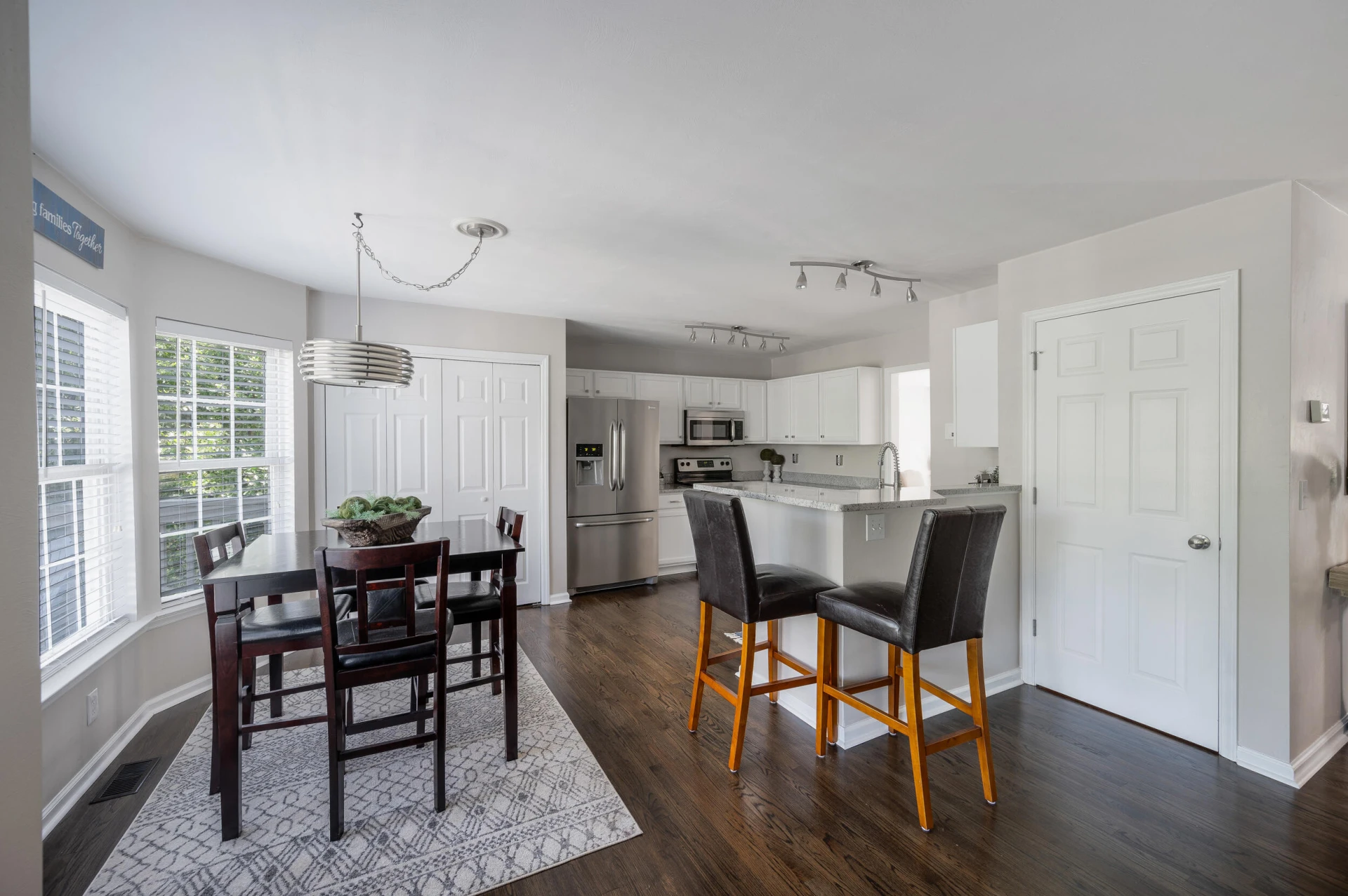220 Bush DR - Photo 12