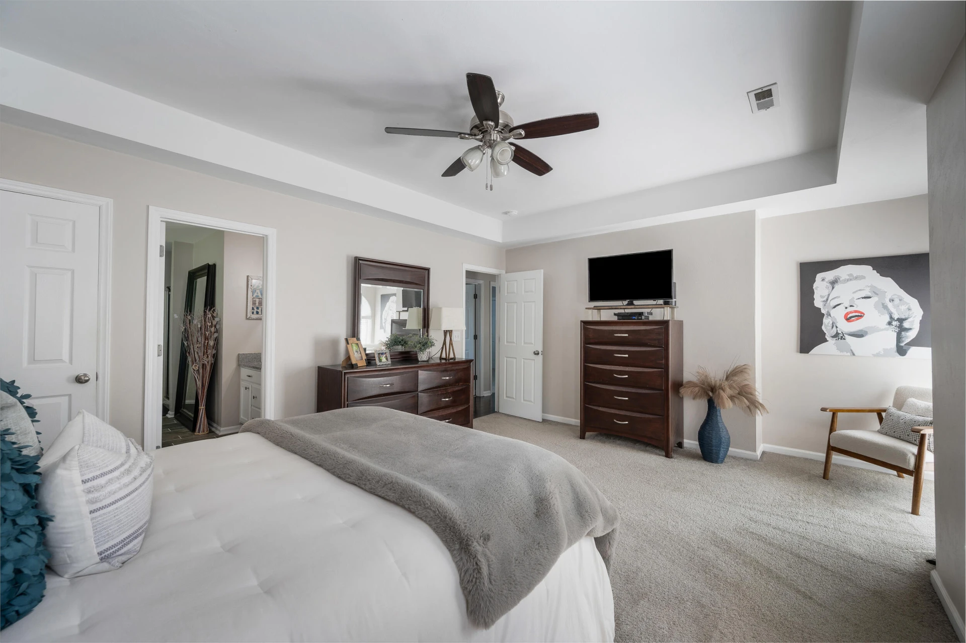 220 Bush DR - Photo 34