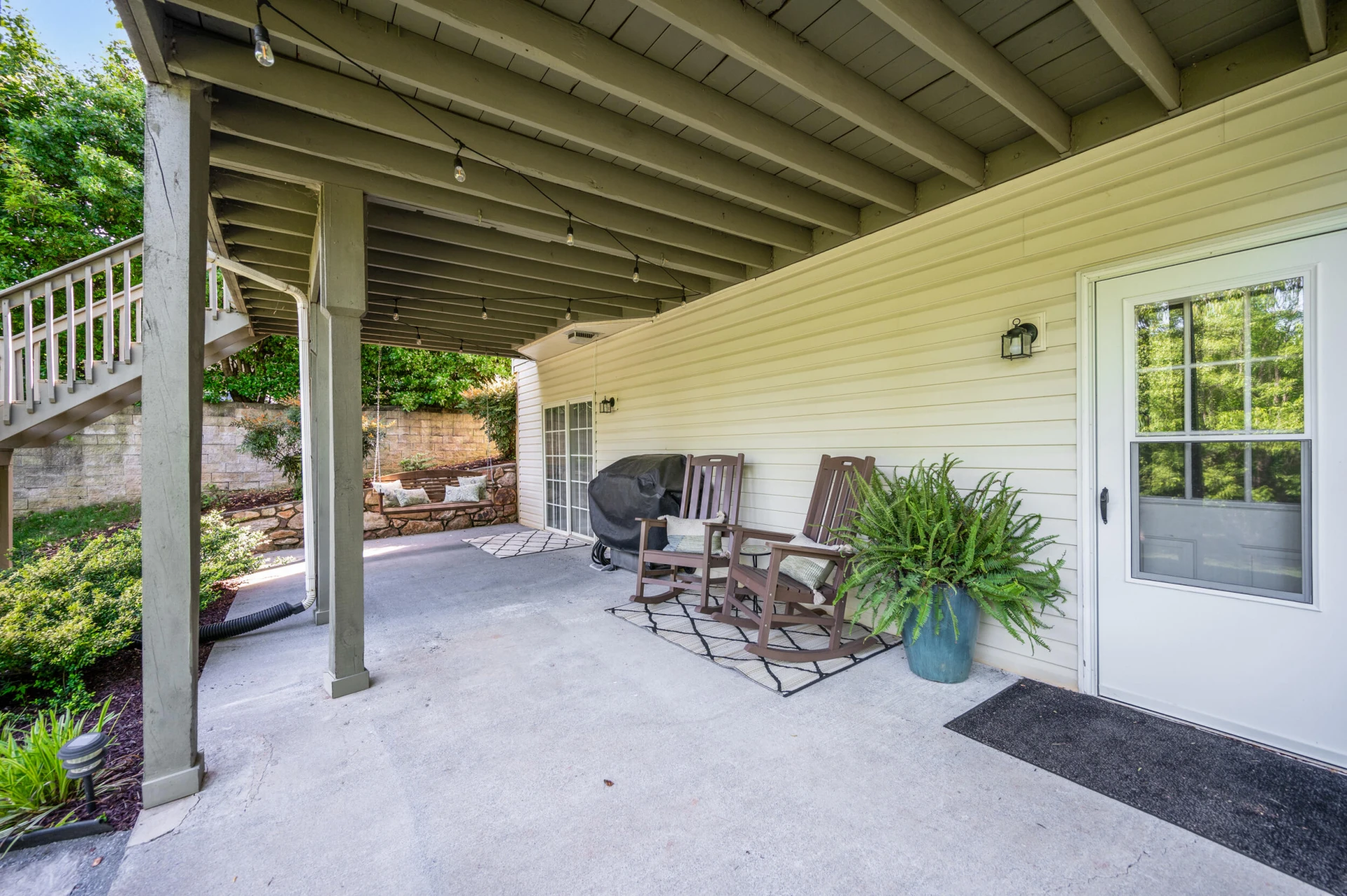220 Bush DR - Photo 50