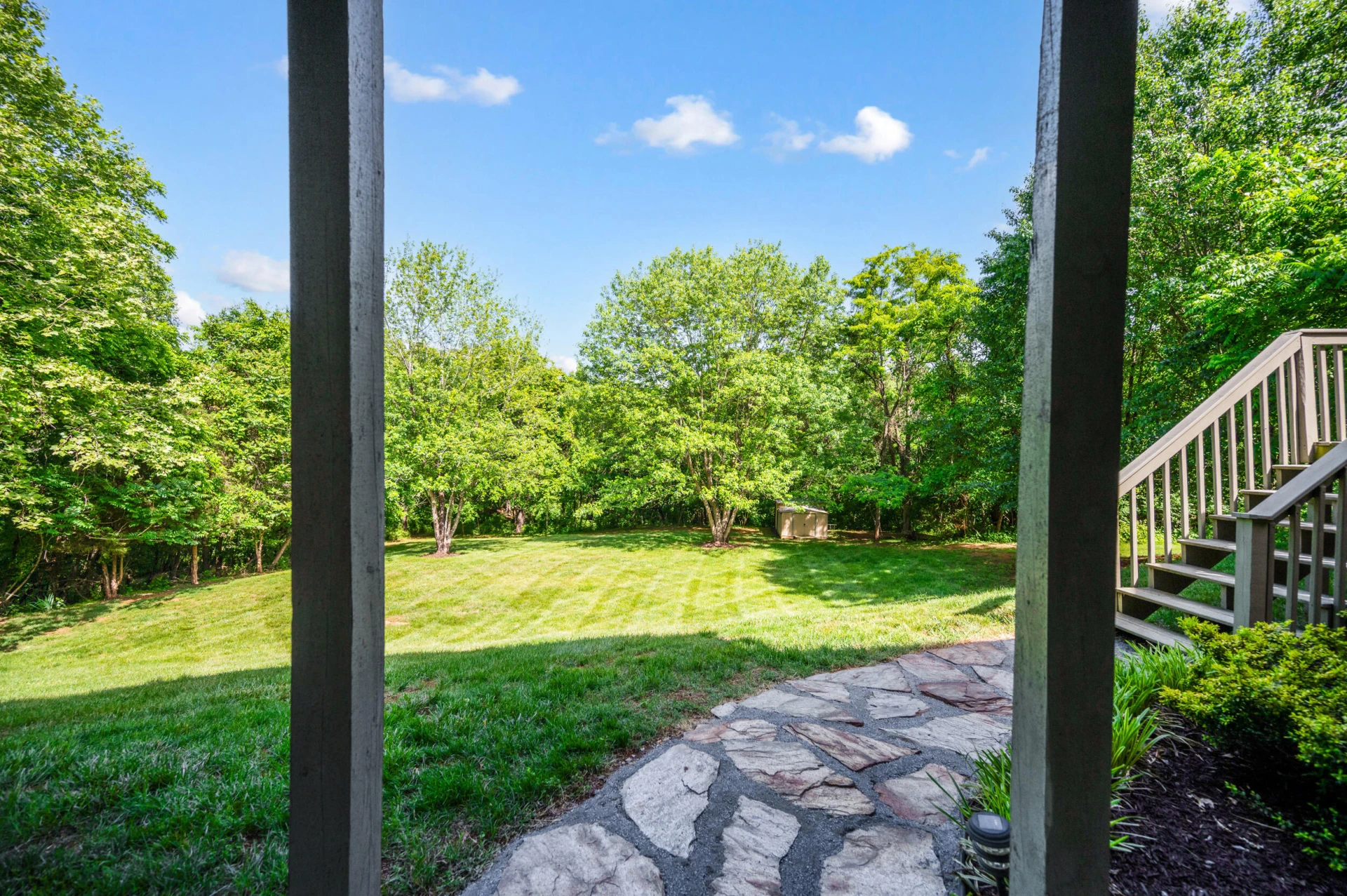 220 Bush DR - Photo 51