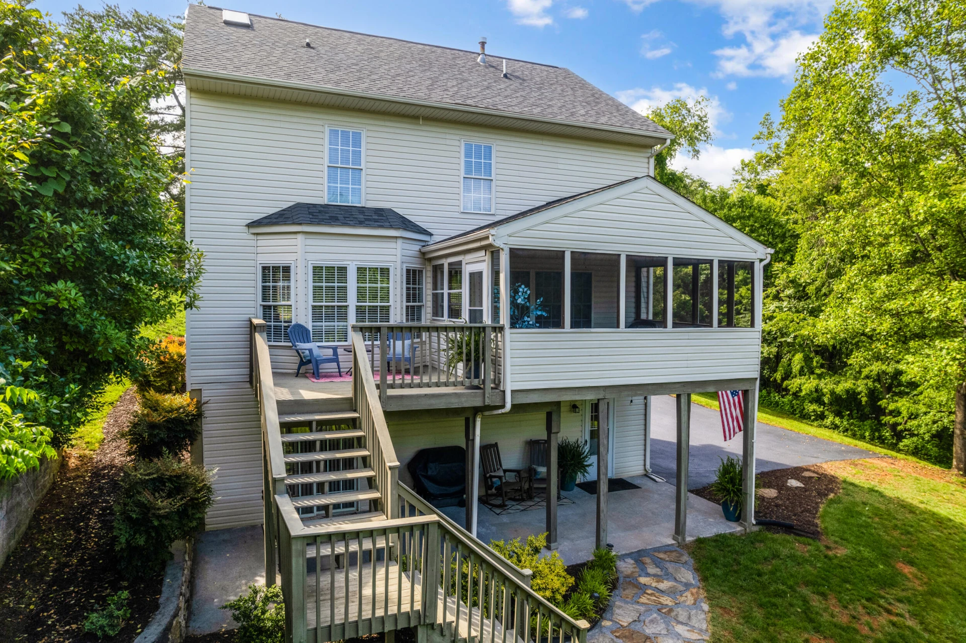 220 Bush DR - Photo 58