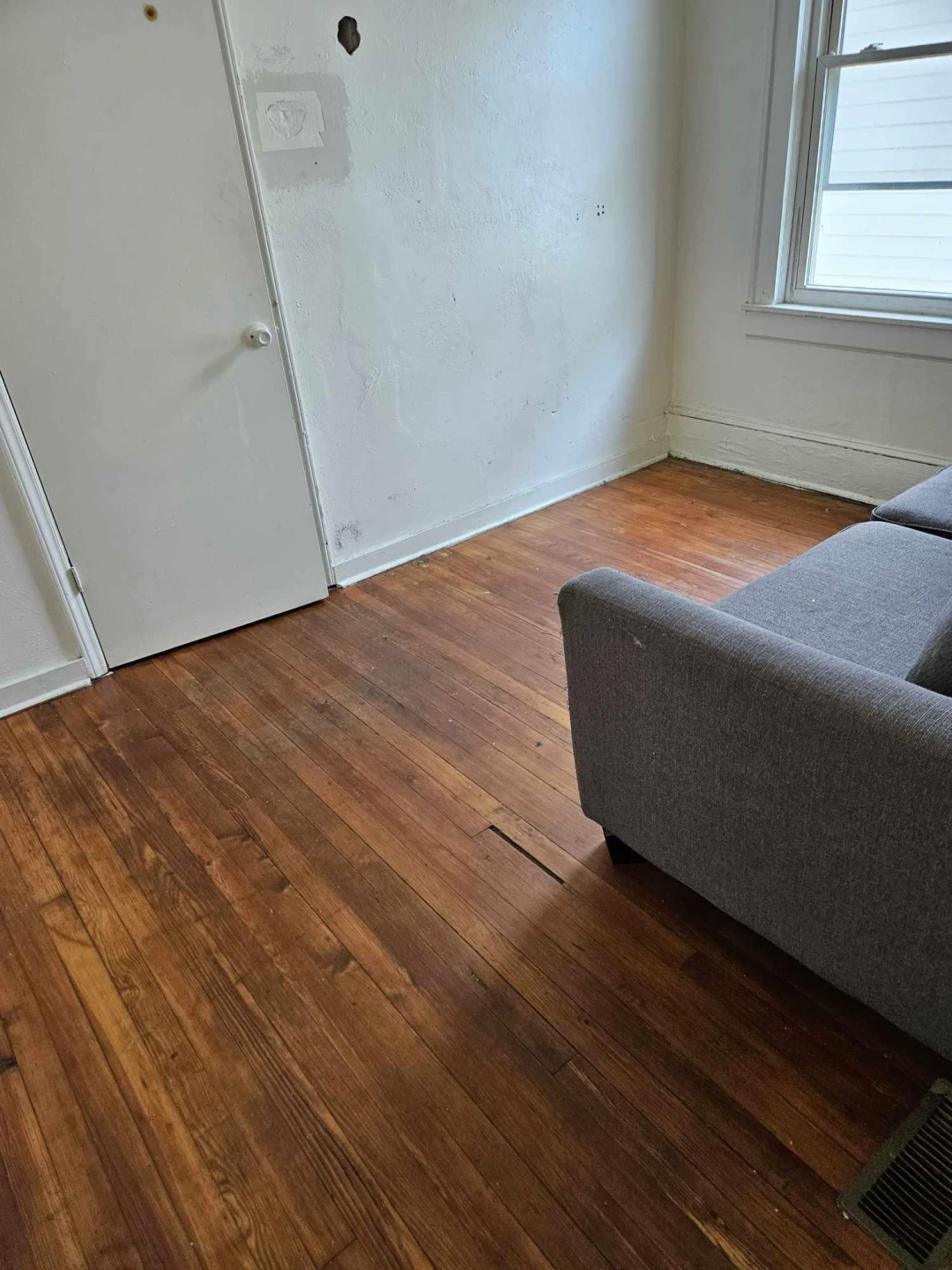 1629 Moorman AVE - Photo 12