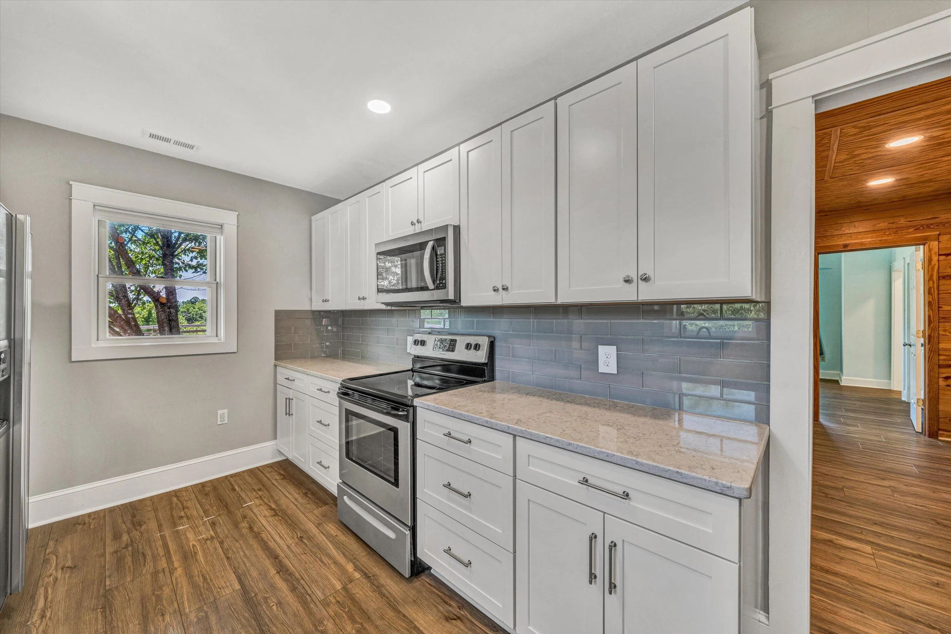 135 Holyfield LN - Photo 12