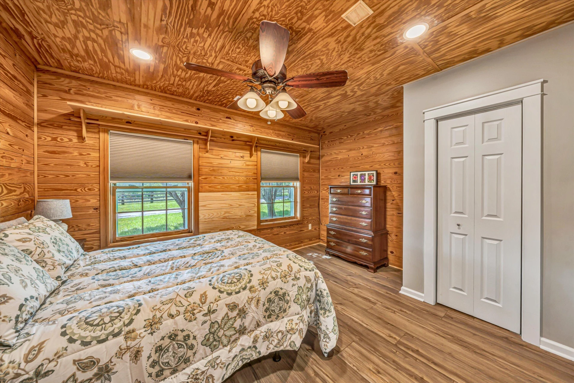 135 Holyfield LN - Photo 13