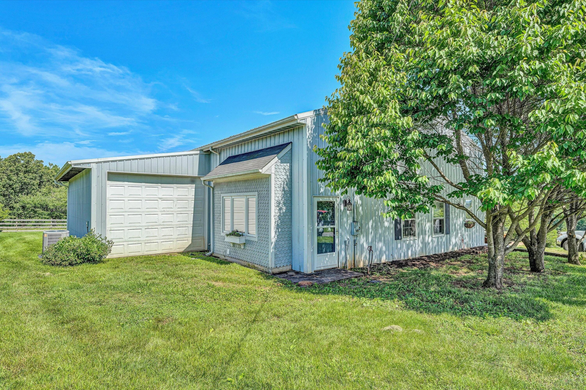 135 Holyfield LN - Photo 31