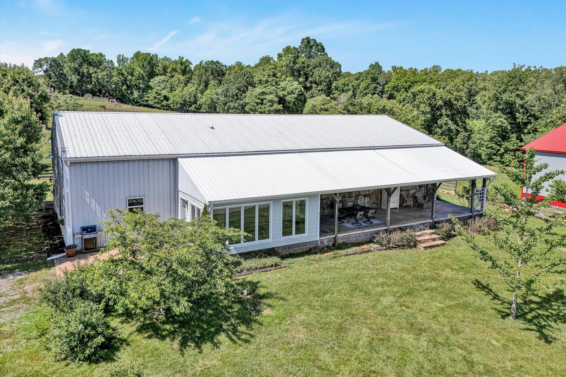 135 Holyfield LN - Photo 32