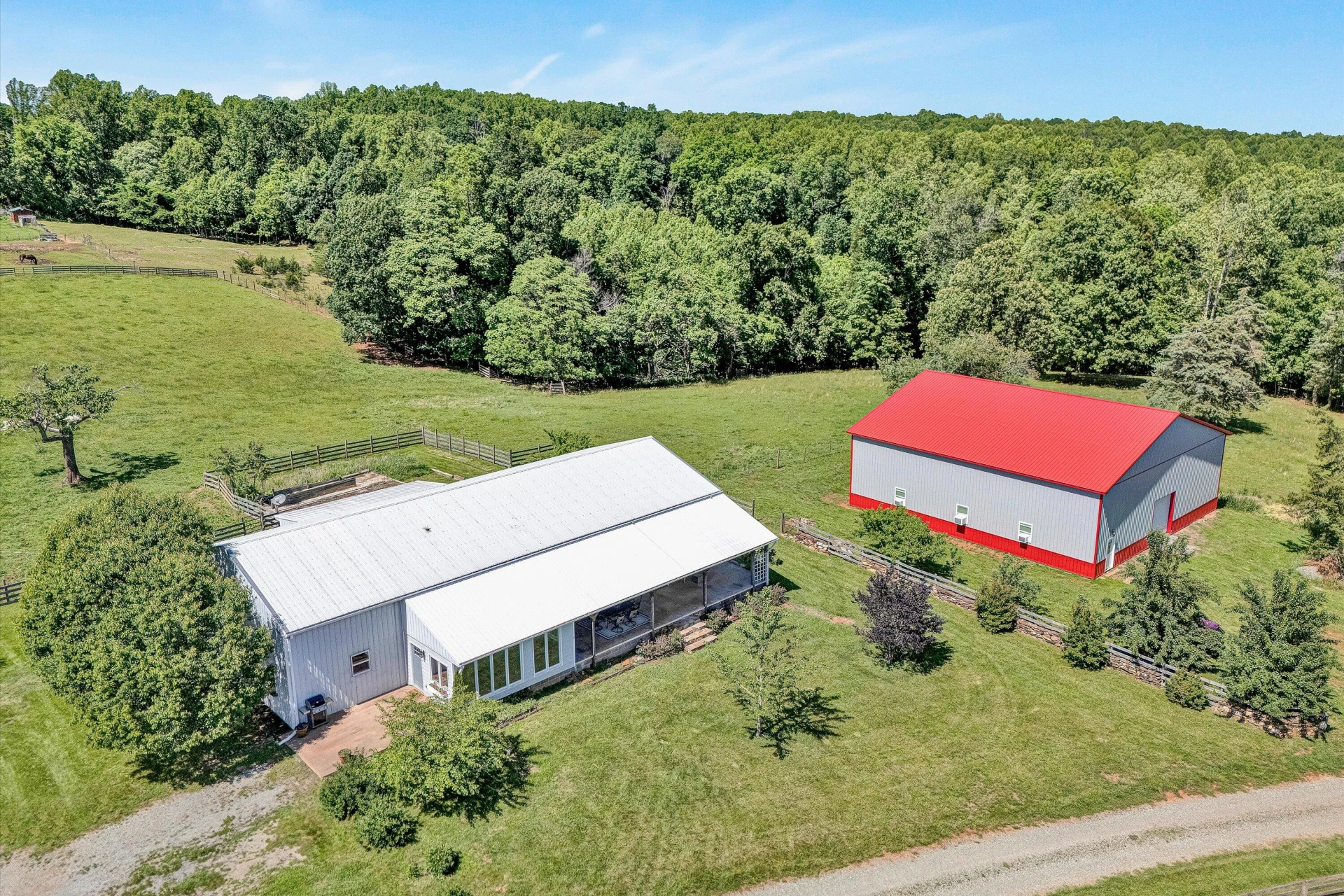 135 Holyfield LN - Photo 33