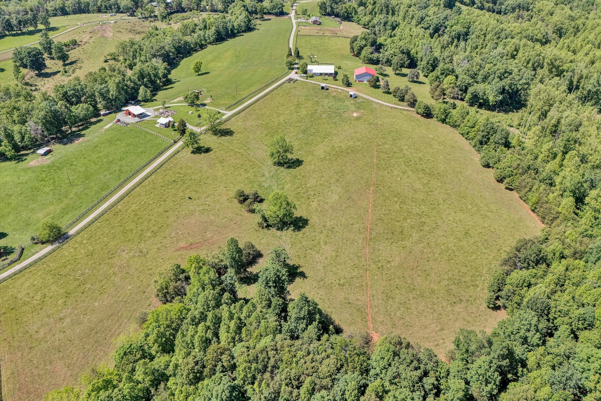 135 Holyfield LN - Photo 35