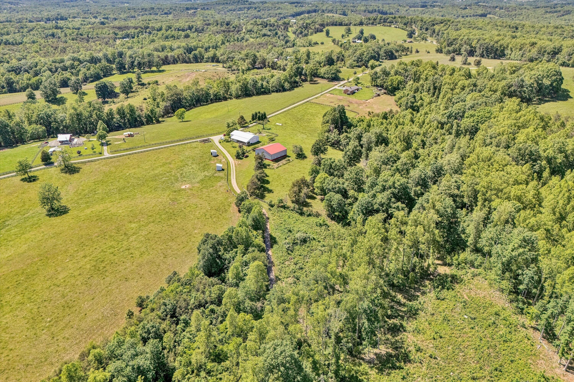 135 Holyfield LN - Photo 36