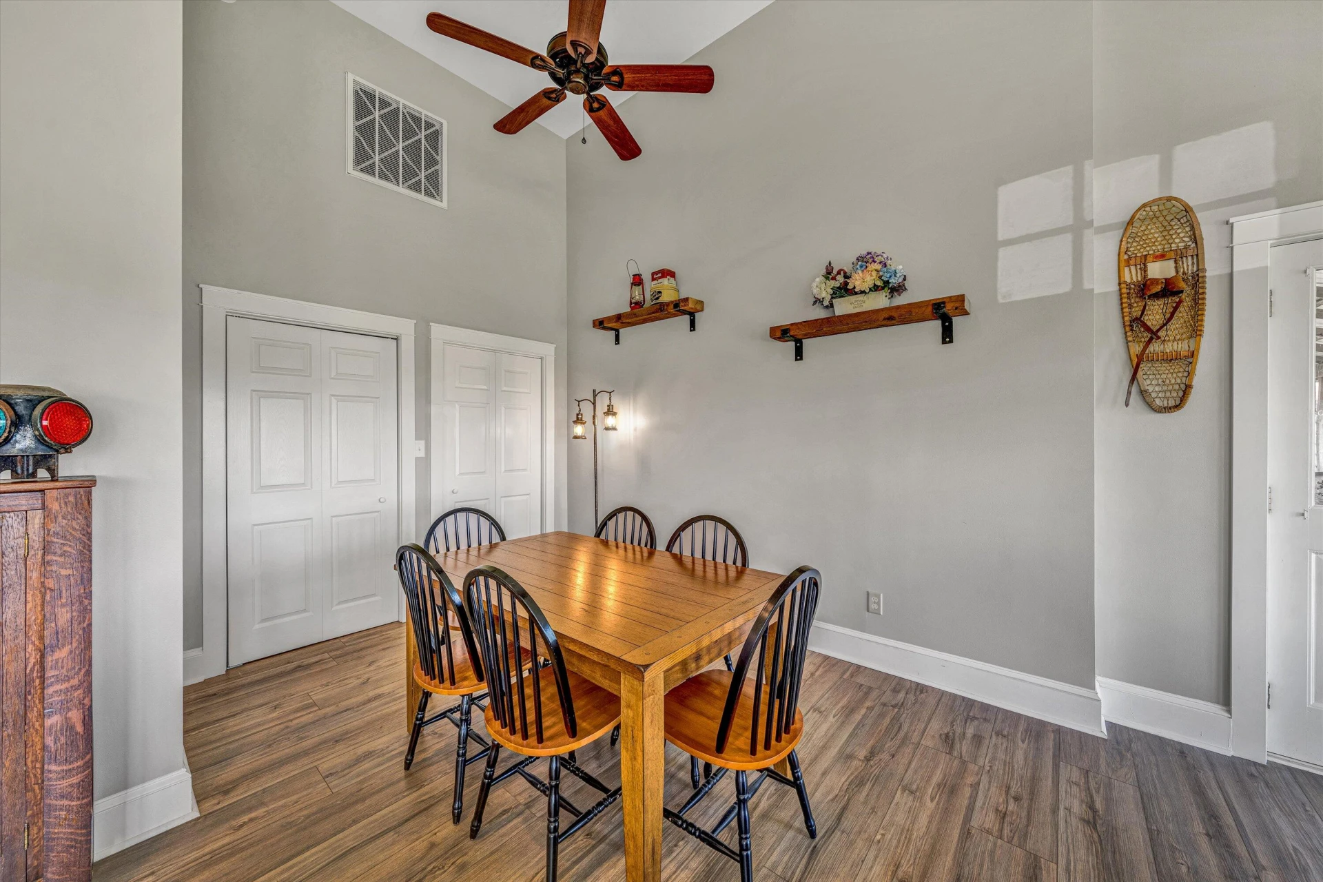 135 Holyfield LN - Photo 9