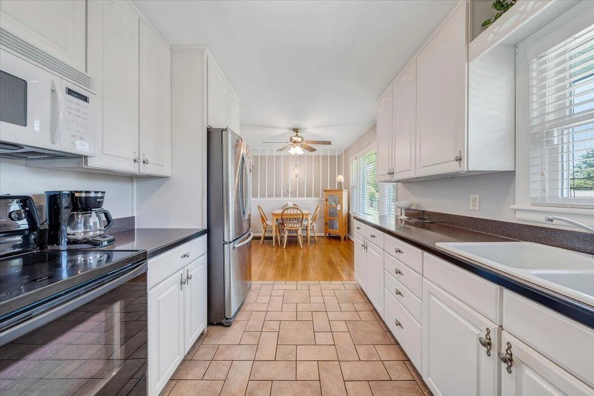3301 Whittle ST - Photo 17