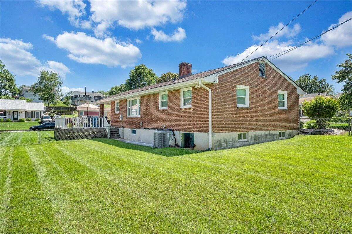 3301 Whittle ST - Photo 47
