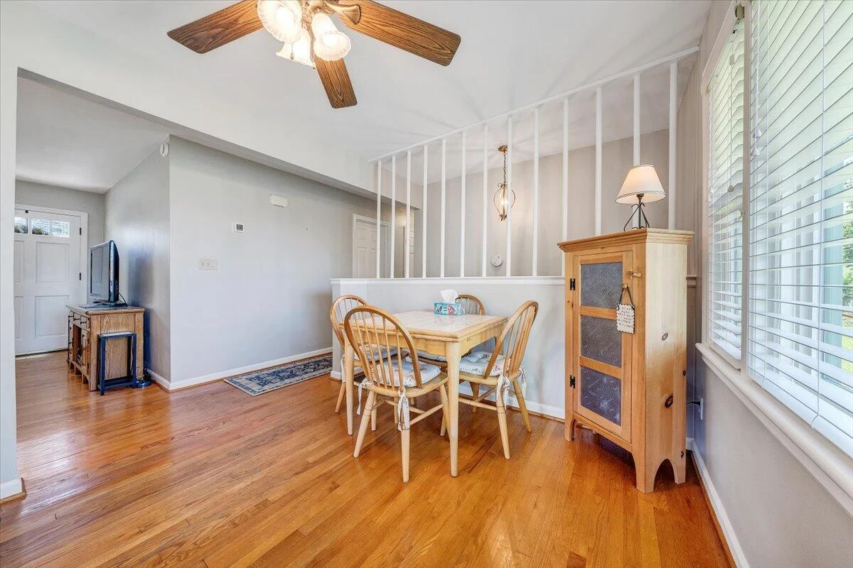 3301 Whittle ST - Photo 8