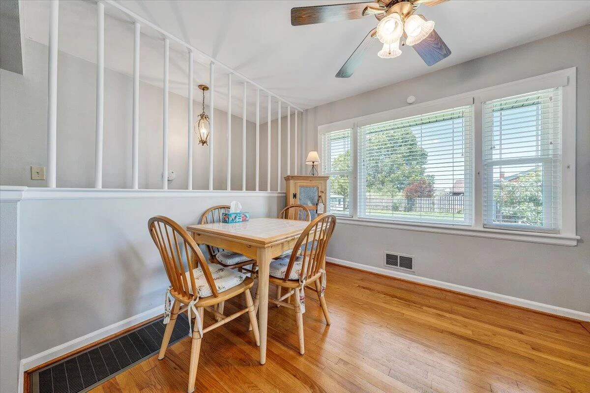 3301 Whittle ST - Photo 9
