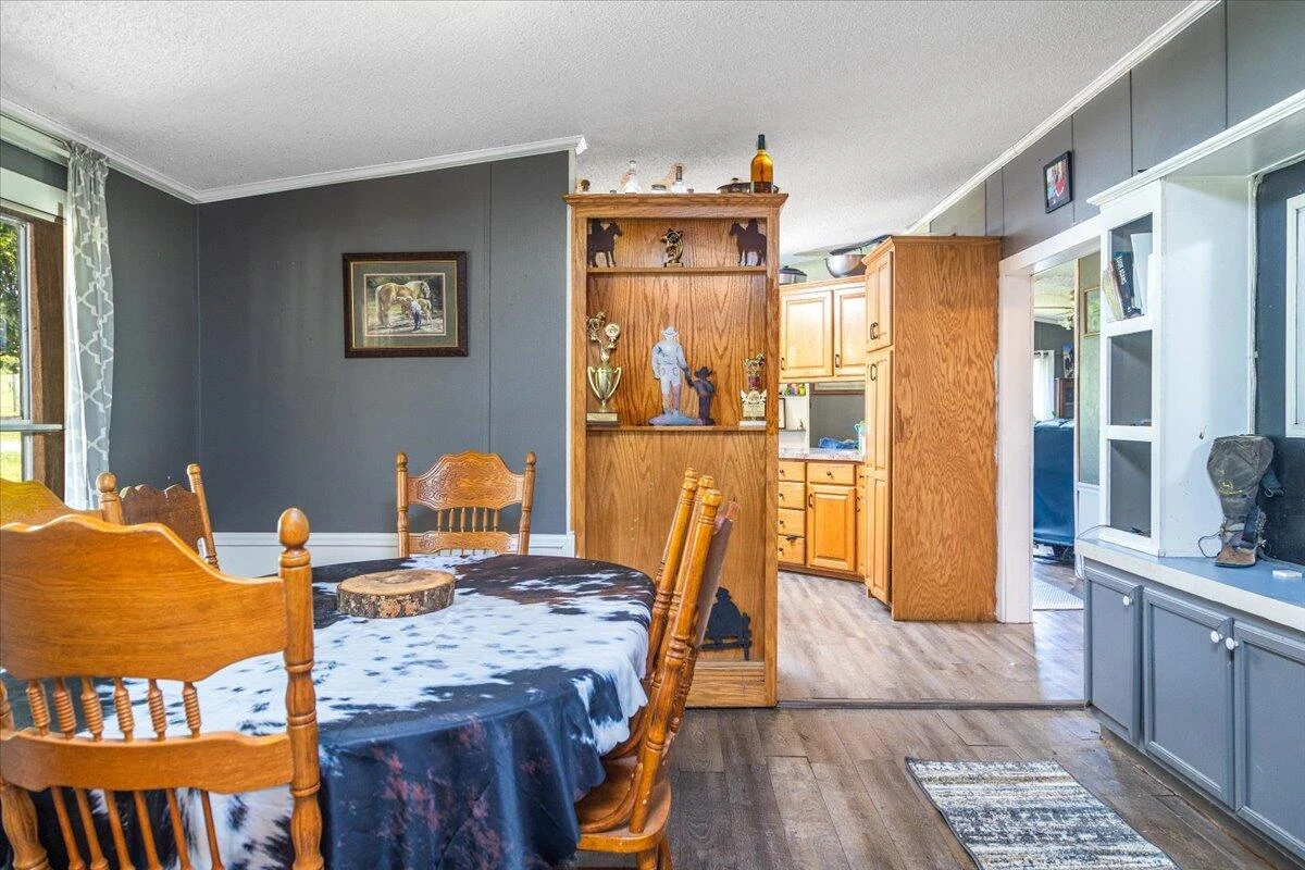 560 Tomahawk Mill RD - Photo 11