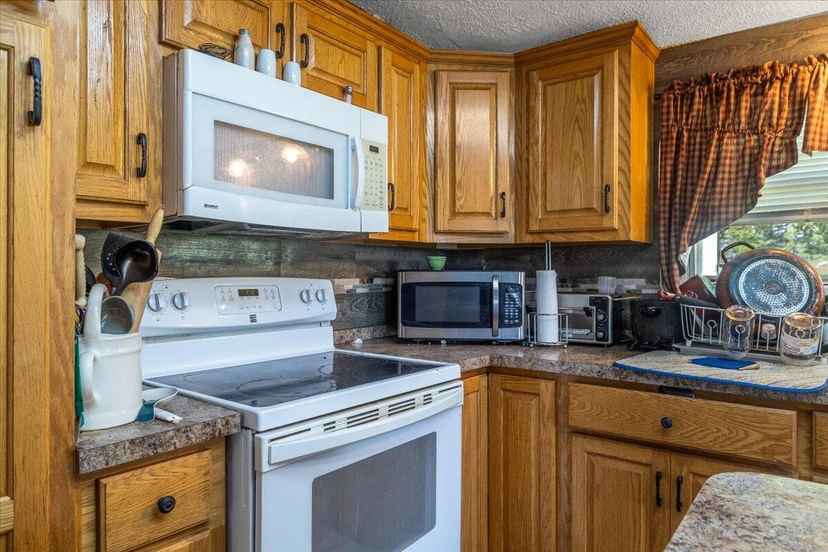 560 Tomahawk Mill RD - Photo 16