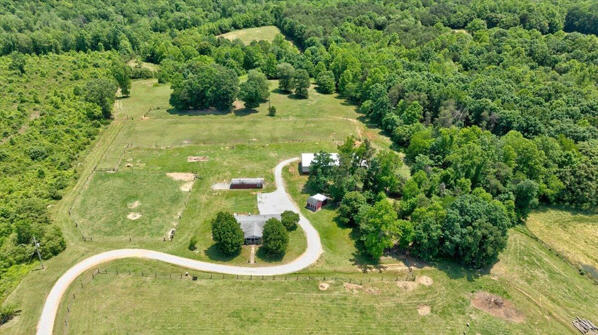 560 Tomahawk Mill RD - Photo 3