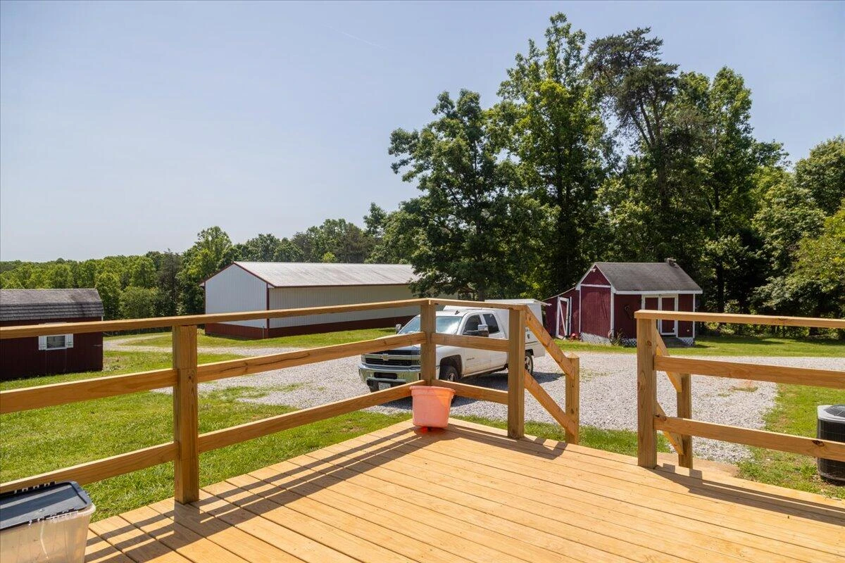 560 Tomahawk Mill RD - Photo 25