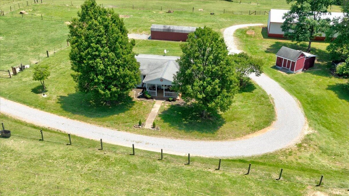560 Tomahawk Mill RD - Photo 4