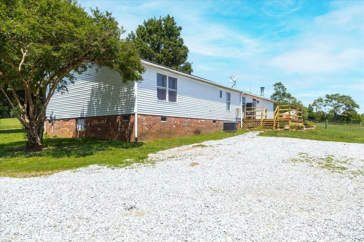 560 Tomahawk Mill RD - Photo 37