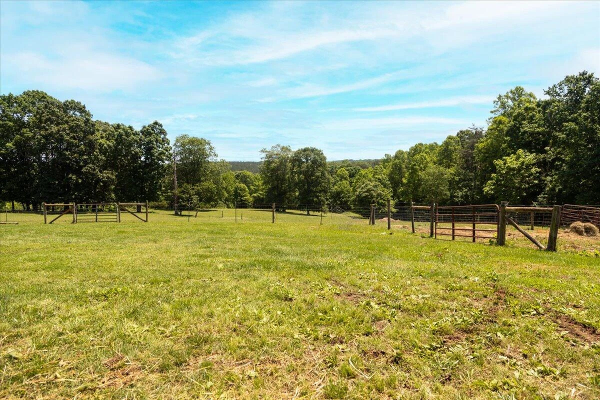 560 Tomahawk Mill RD - Photo 45