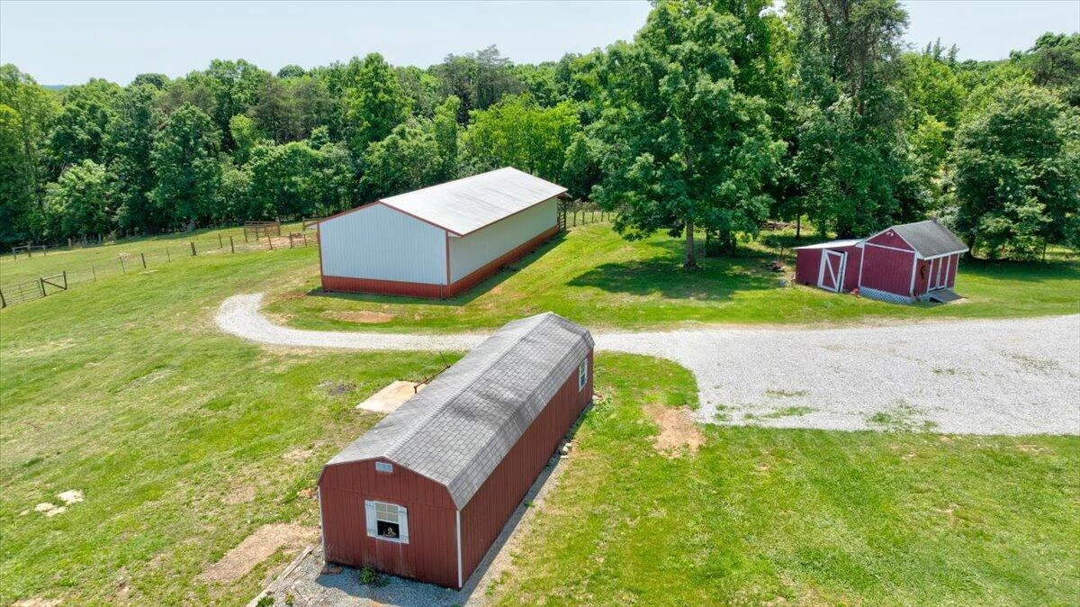 560 Tomahawk Mill RD - Photo 53