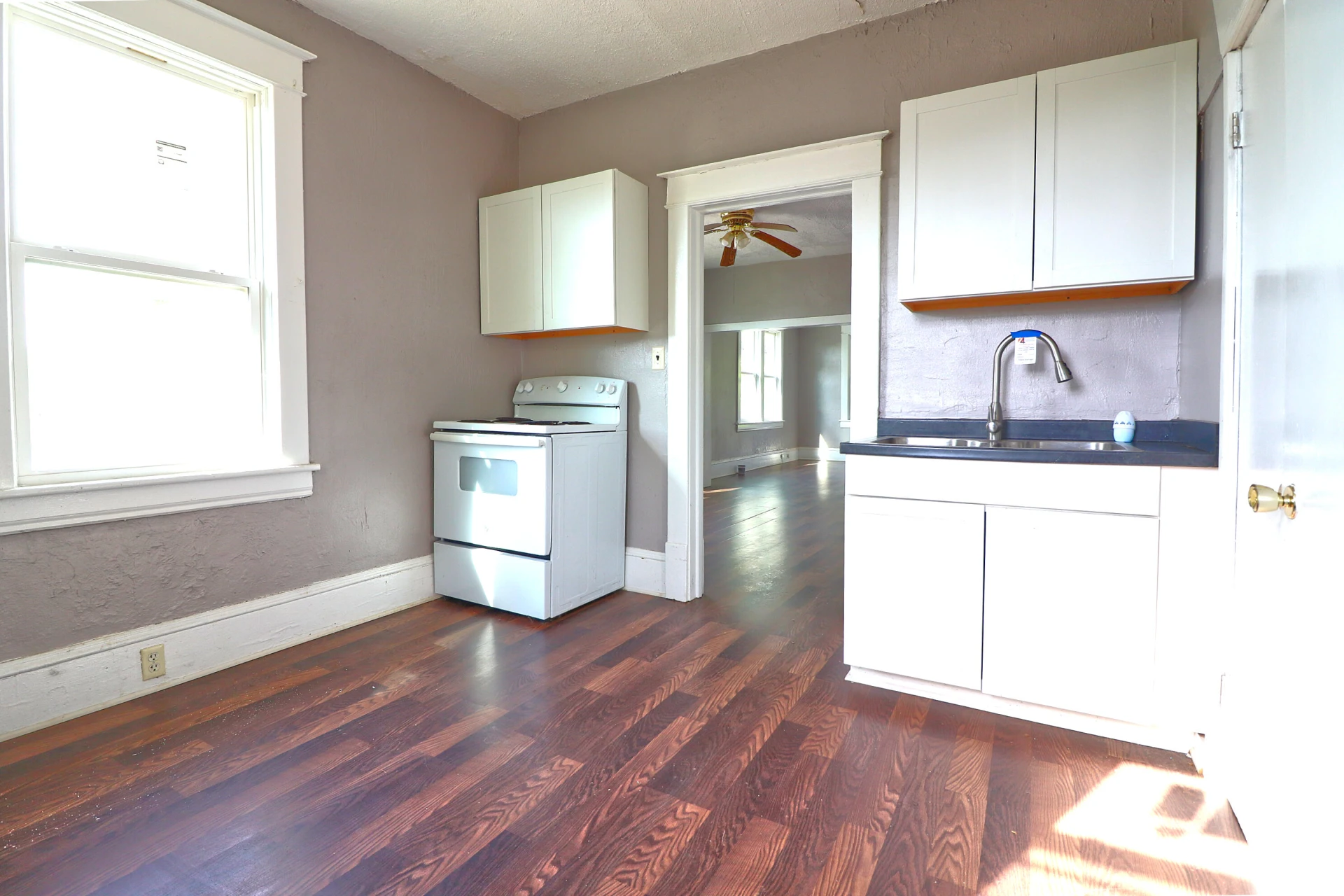 1412 9th ST - Photo 10
