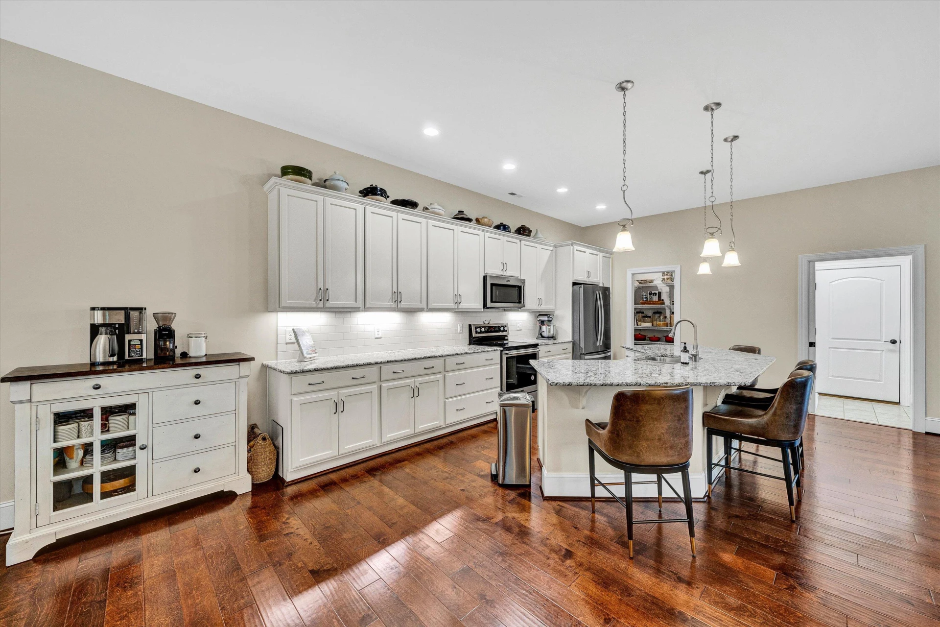 4742 Leigh LN - Photo 14