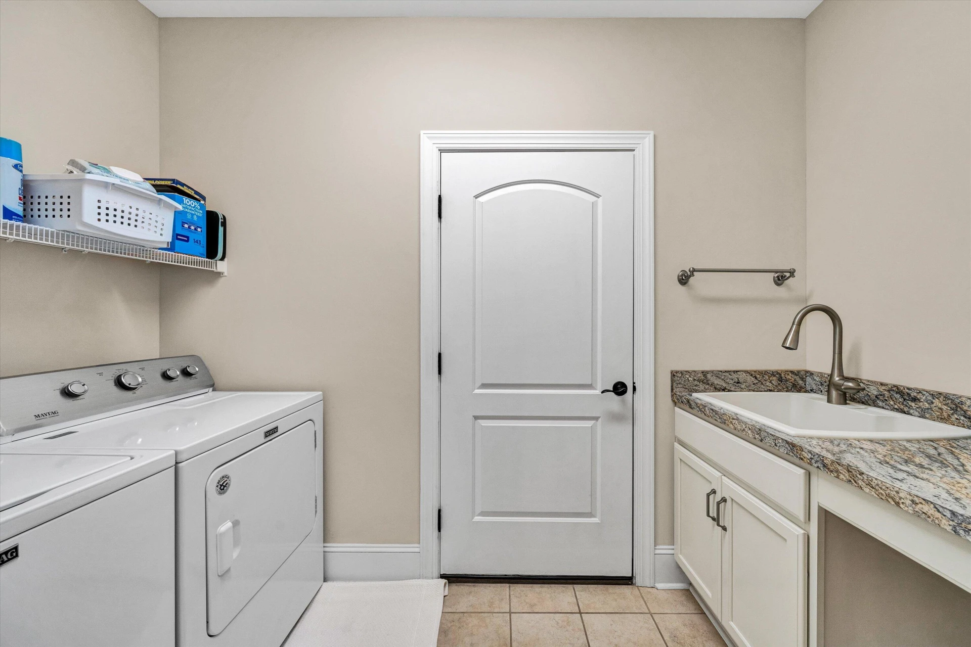 4742 Leigh LN - Photo 15