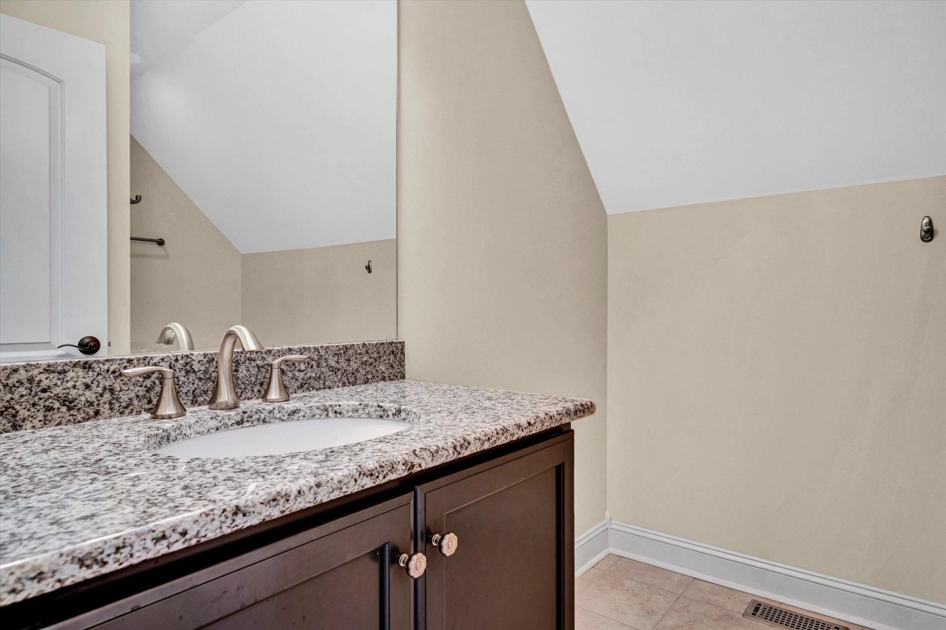 4742 Leigh LN - Photo 25