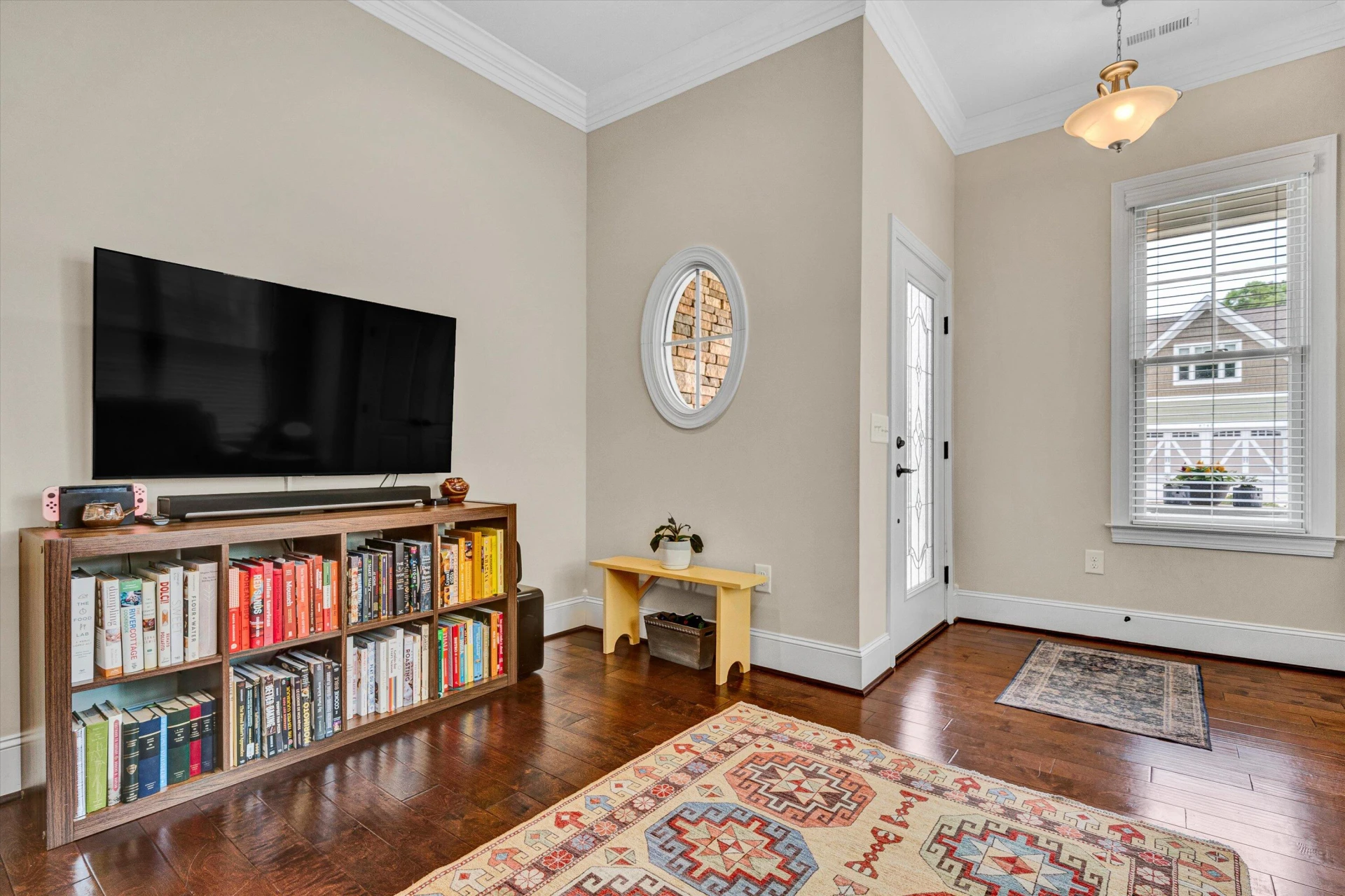 4742 Leigh LN - Photo 5
