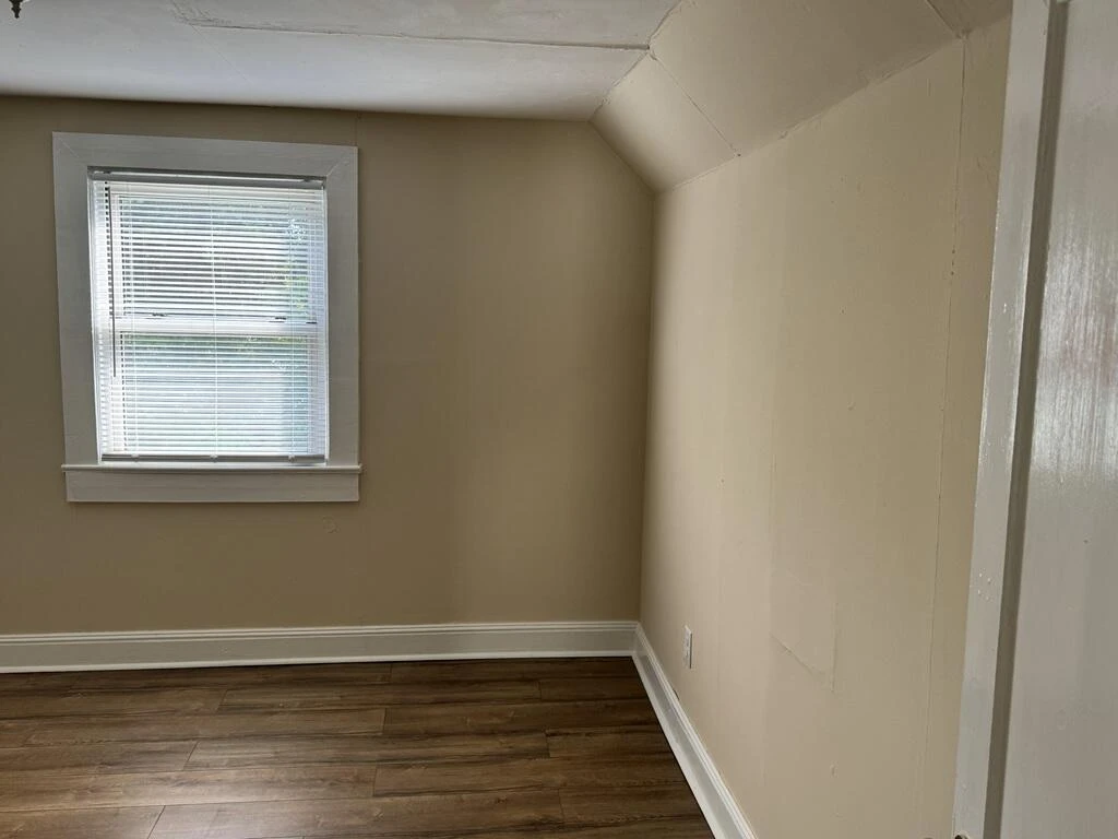 1017 Graves ST - Photo 5