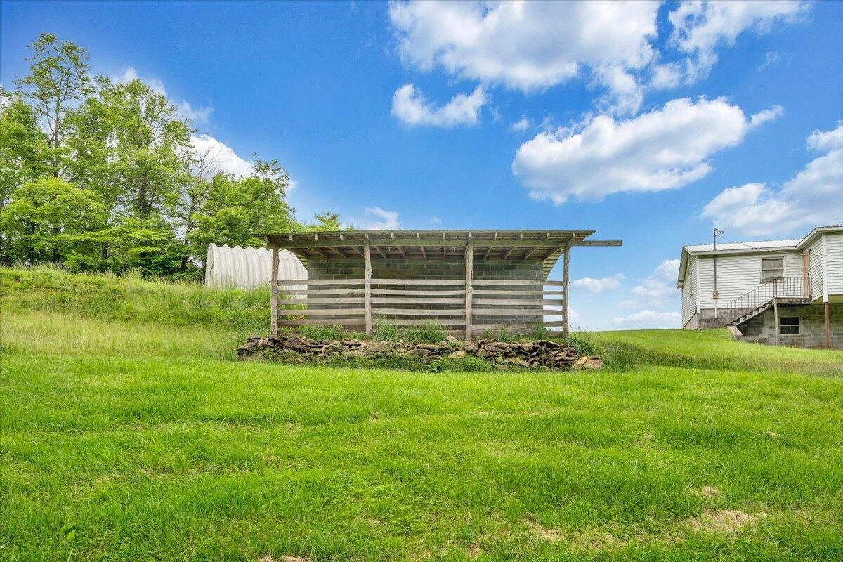 208 Mat RD - Photo 36