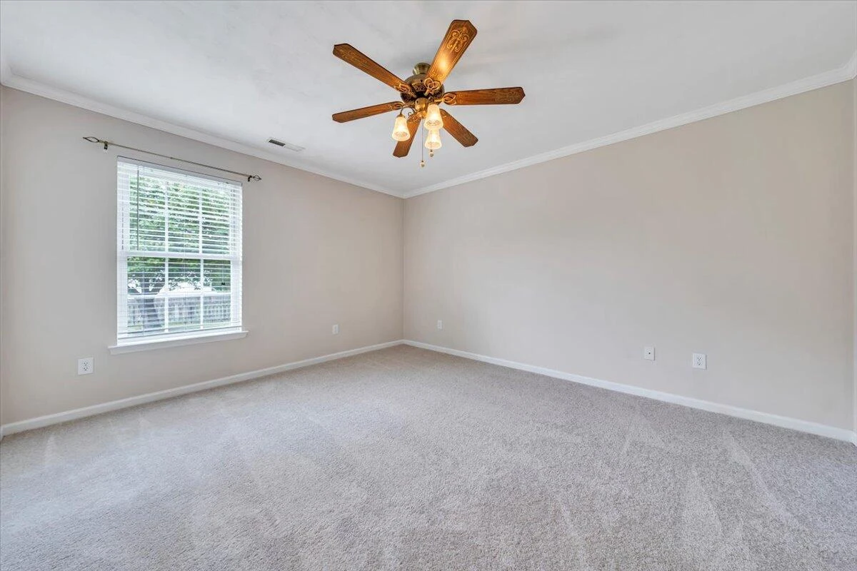 2420 Carlsbad CIR - Photo 21