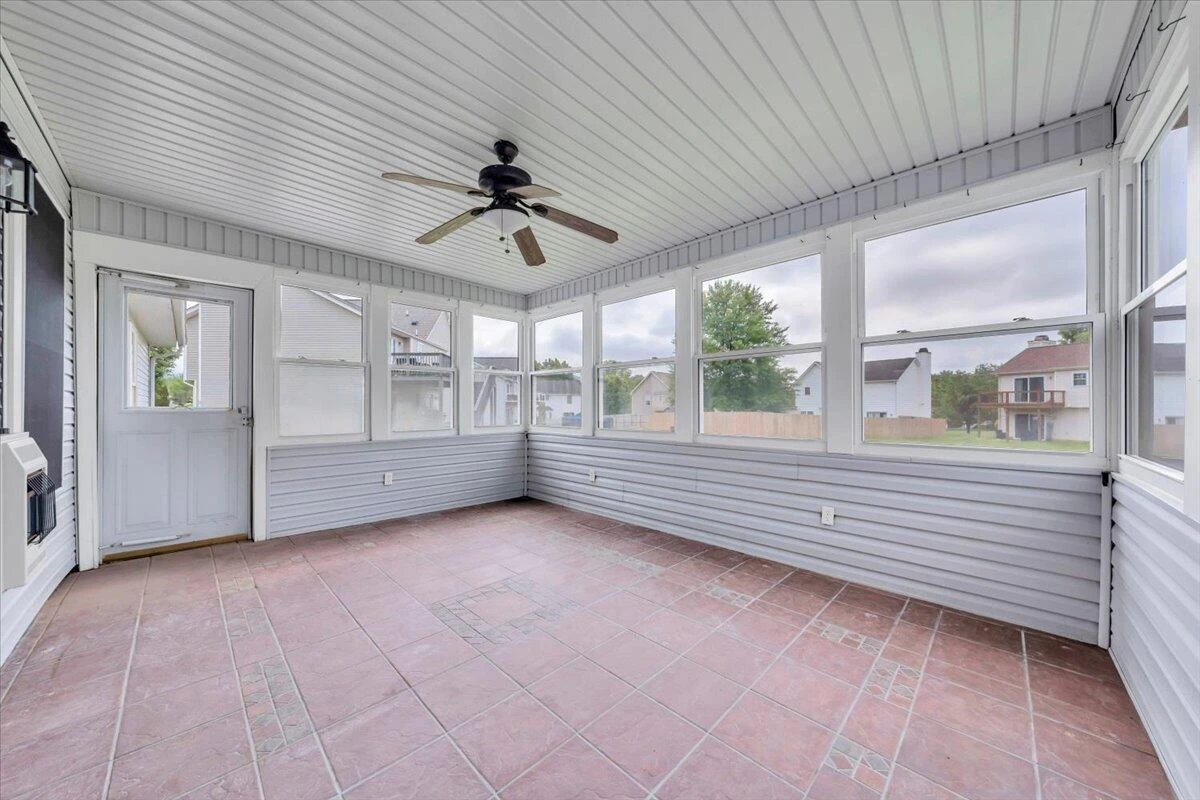 2420 Carlsbad CIR - Photo 31