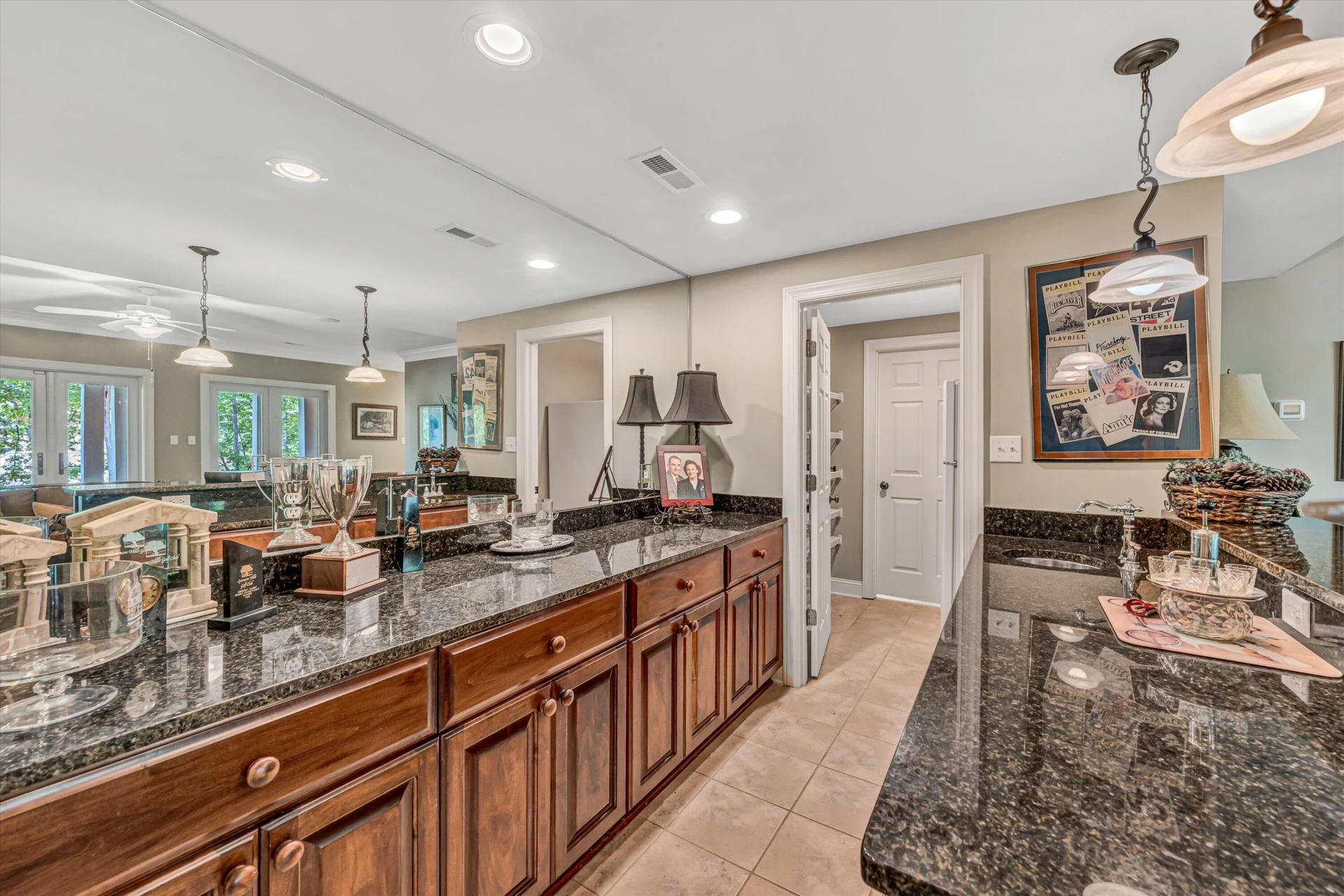 141 South View CIR - Photo 46