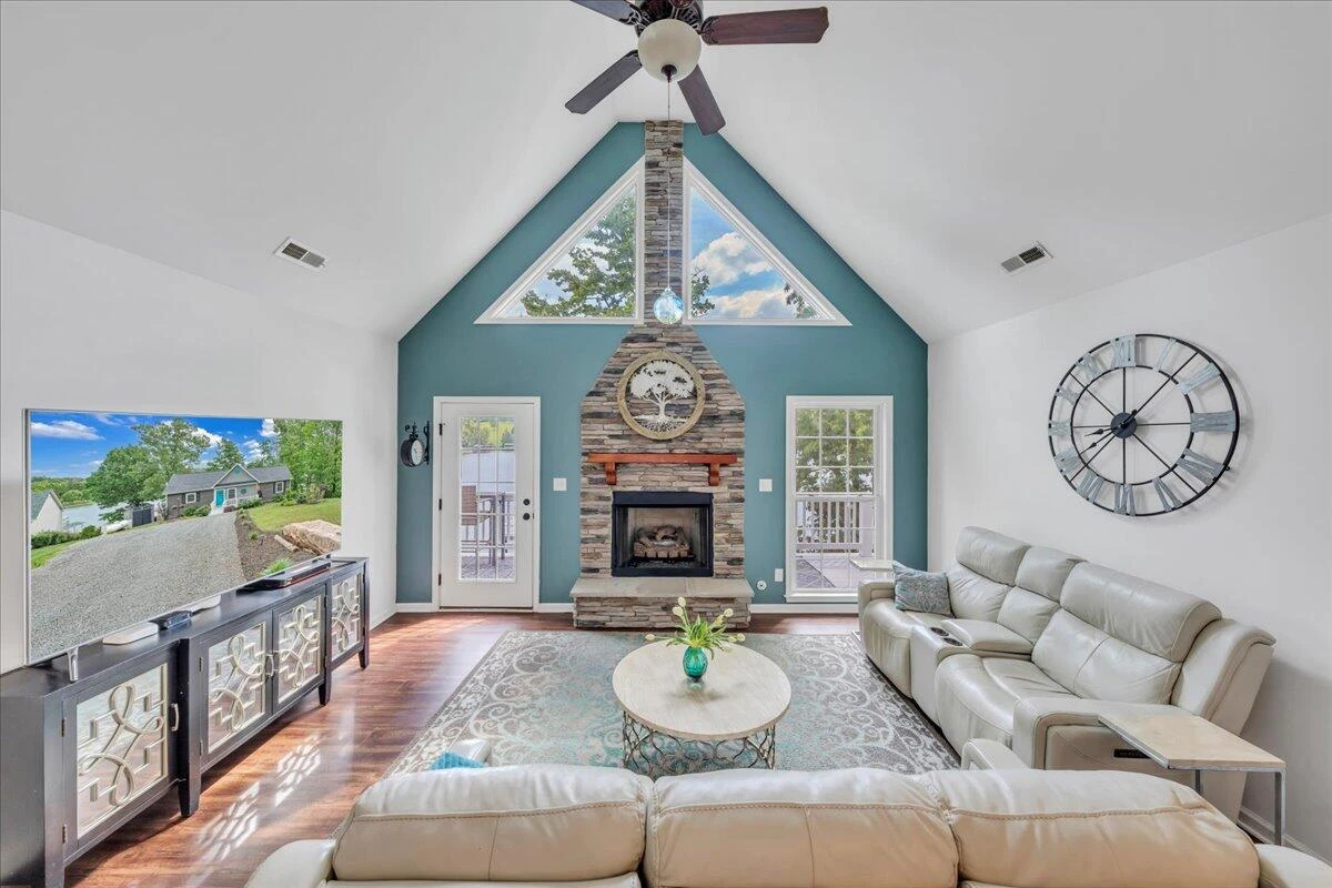 244 Cove RD - Photo 10