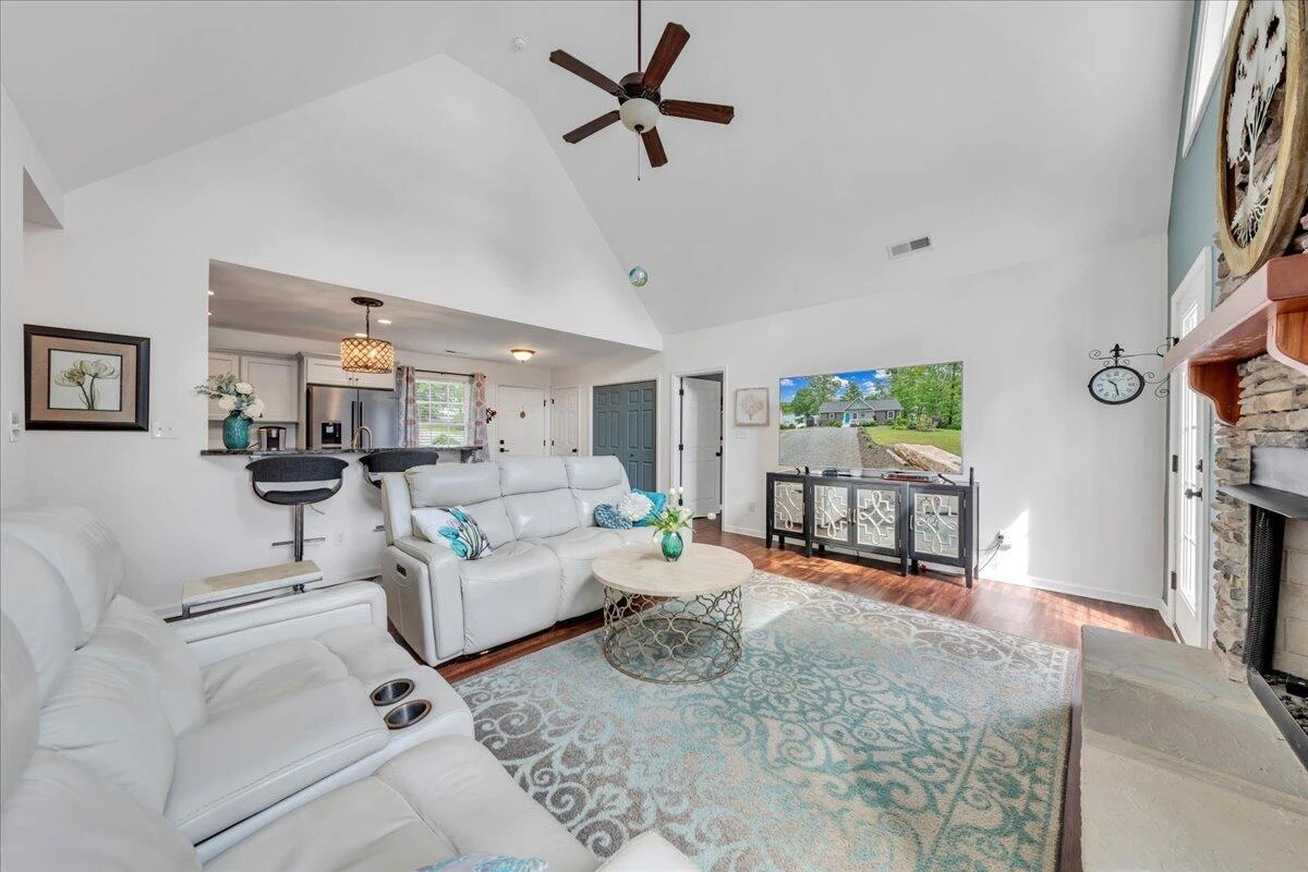 244 Cove RD - Photo 12