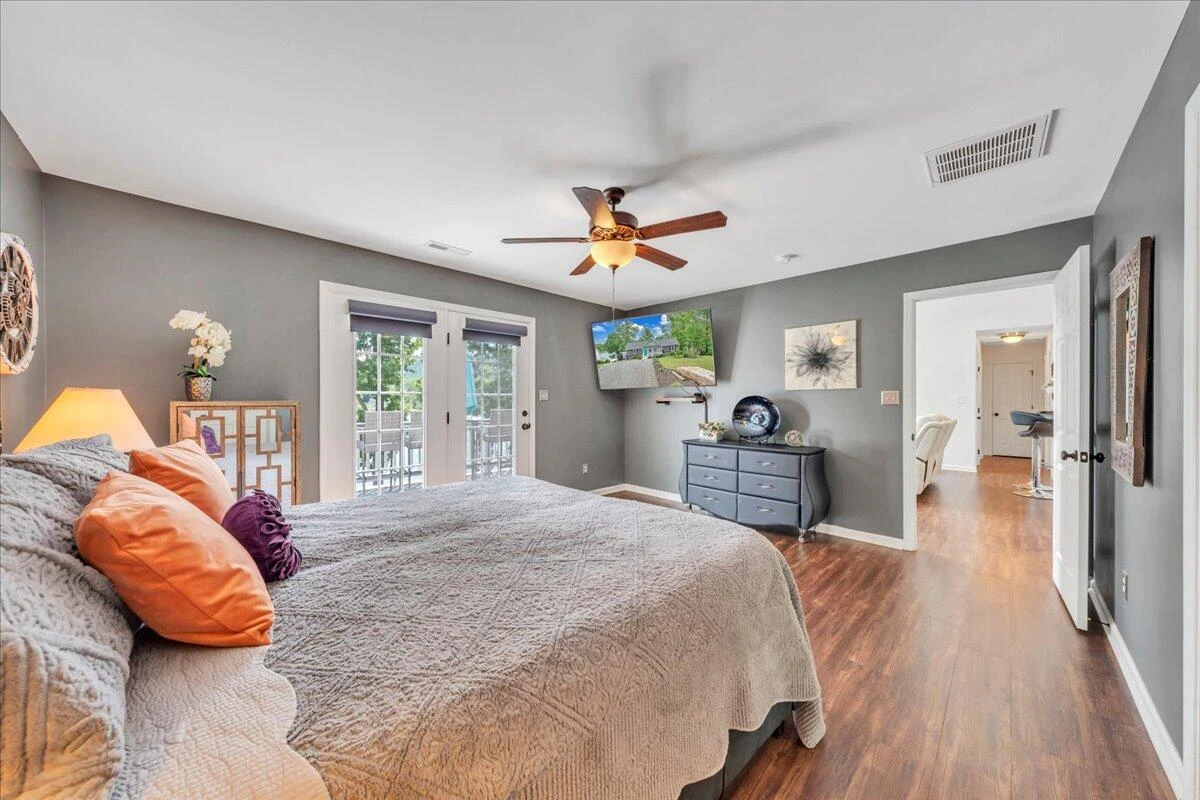 244 Cove RD - Photo 21