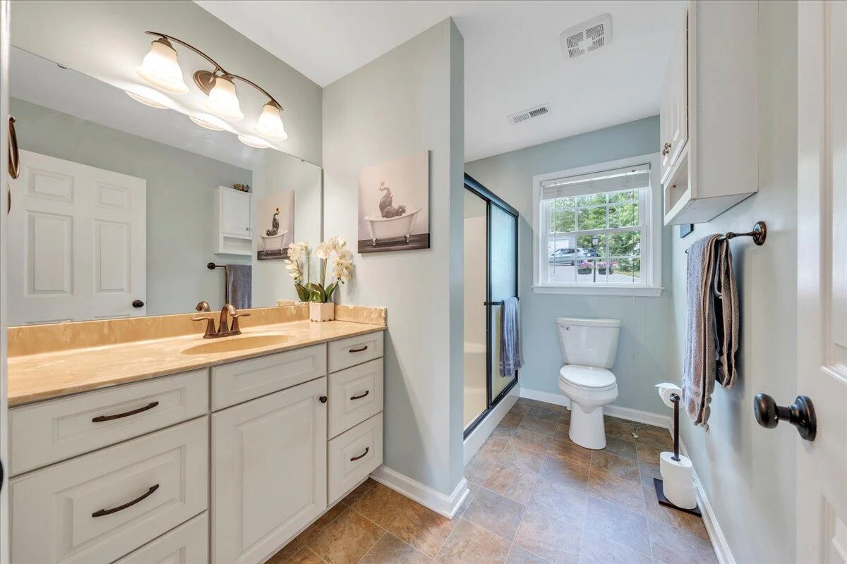 244 Cove RD - Photo 23