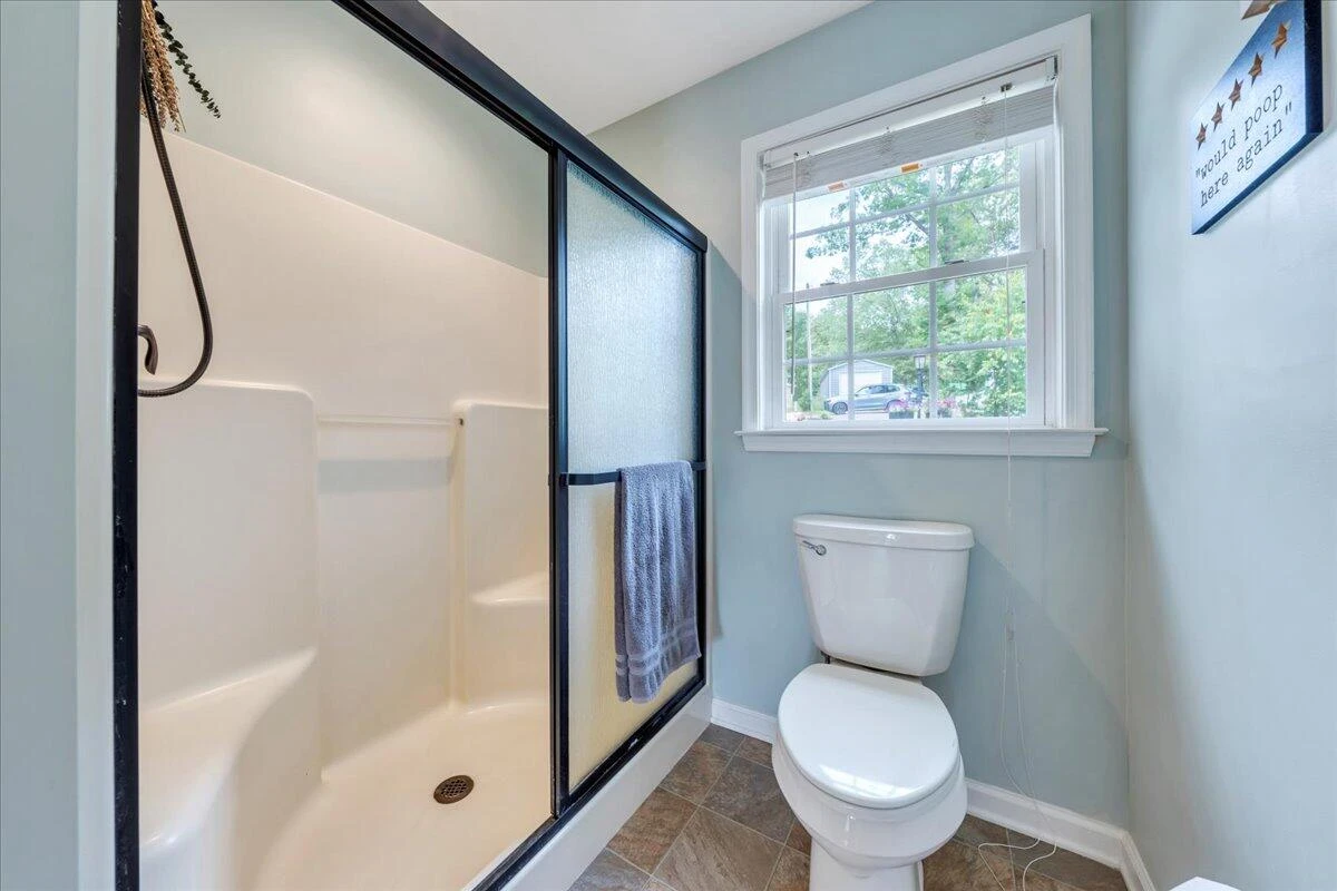 244 Cove RD - Photo 24