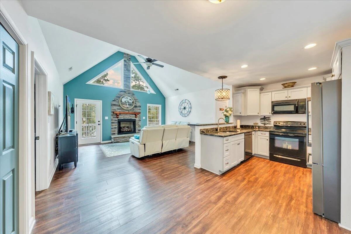 244 Cove RD - Photo 8