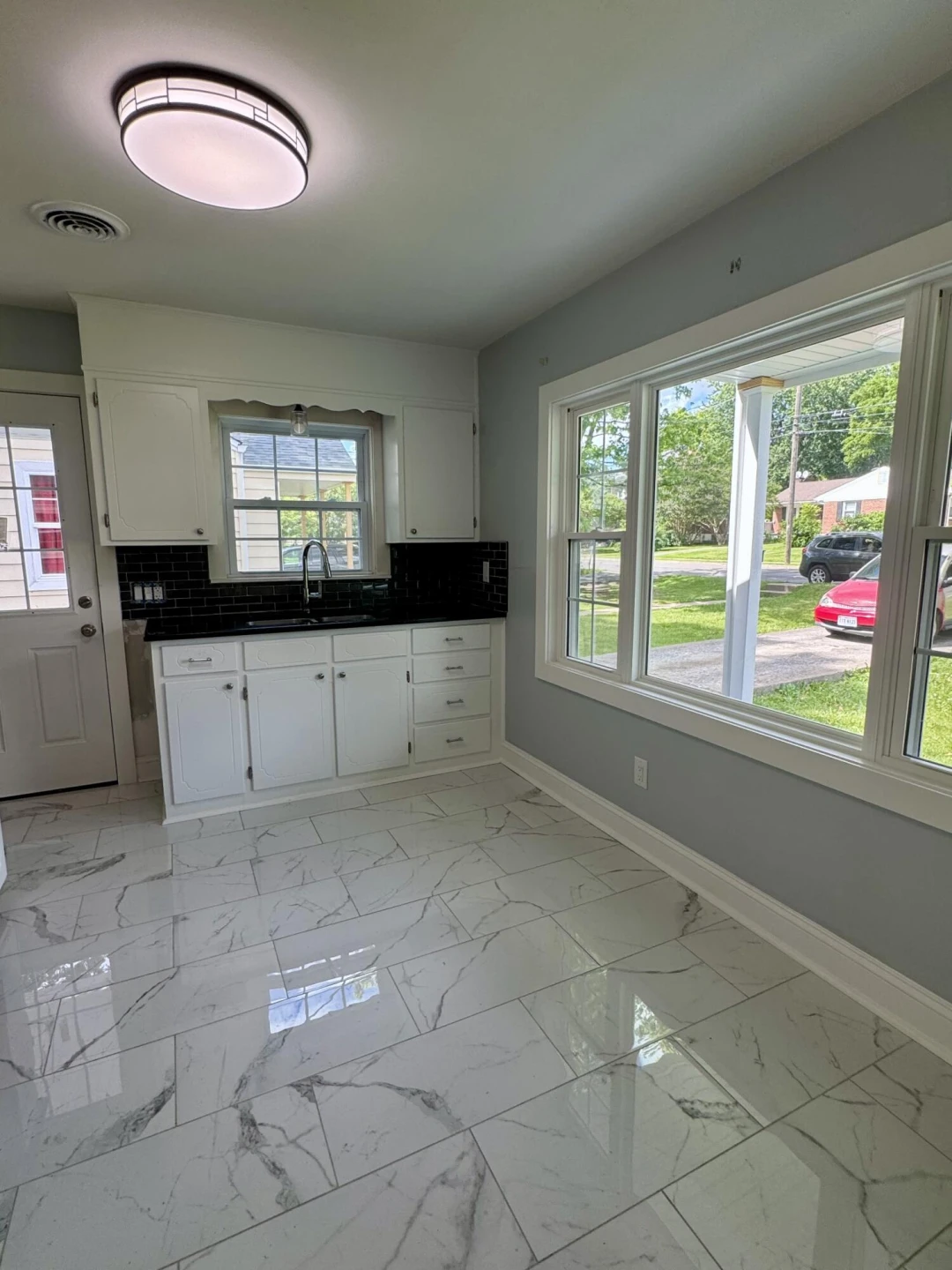 3250 Ellsworth ST - Photo 15