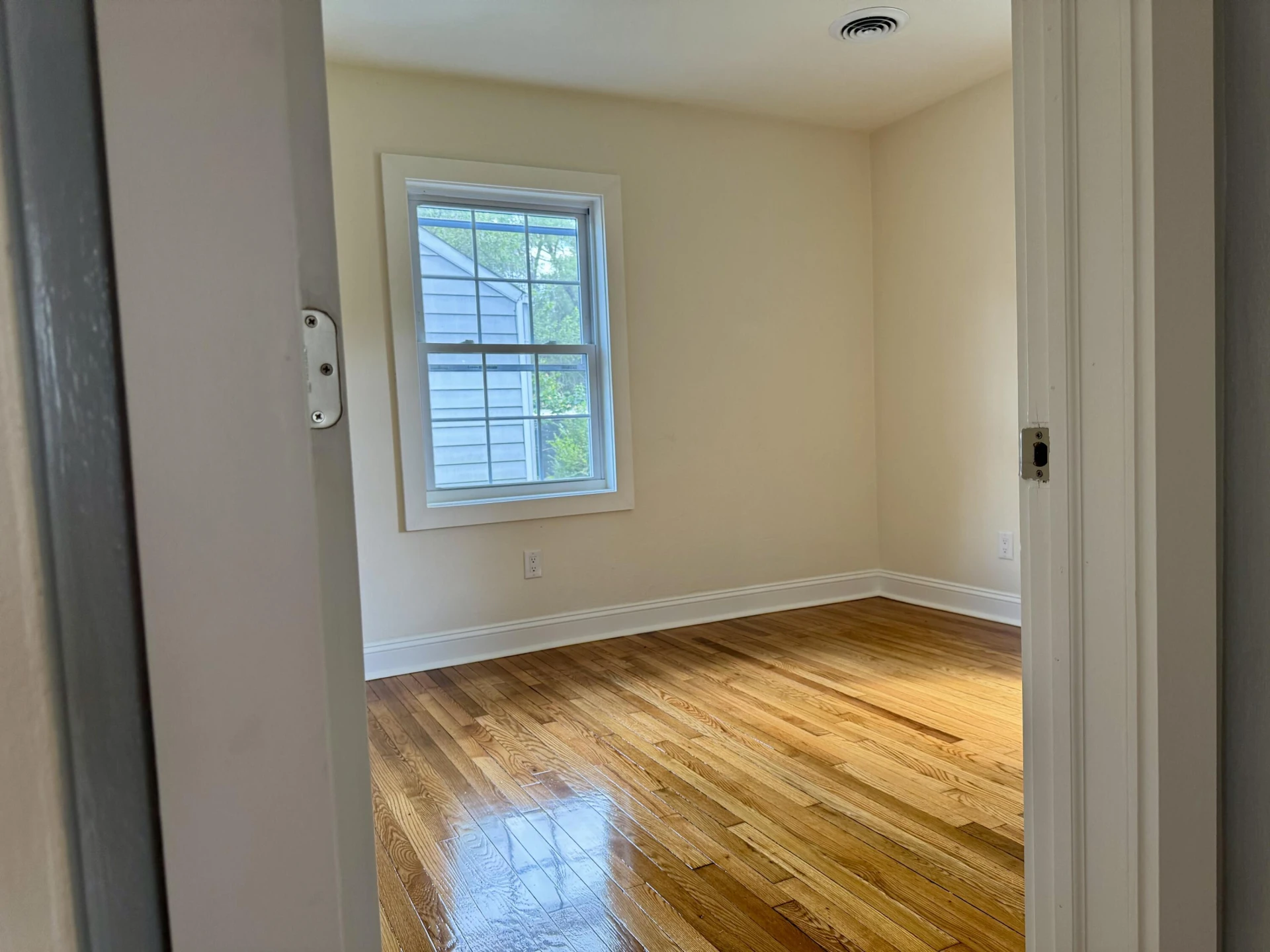 3250 Ellsworth ST - Photo 33