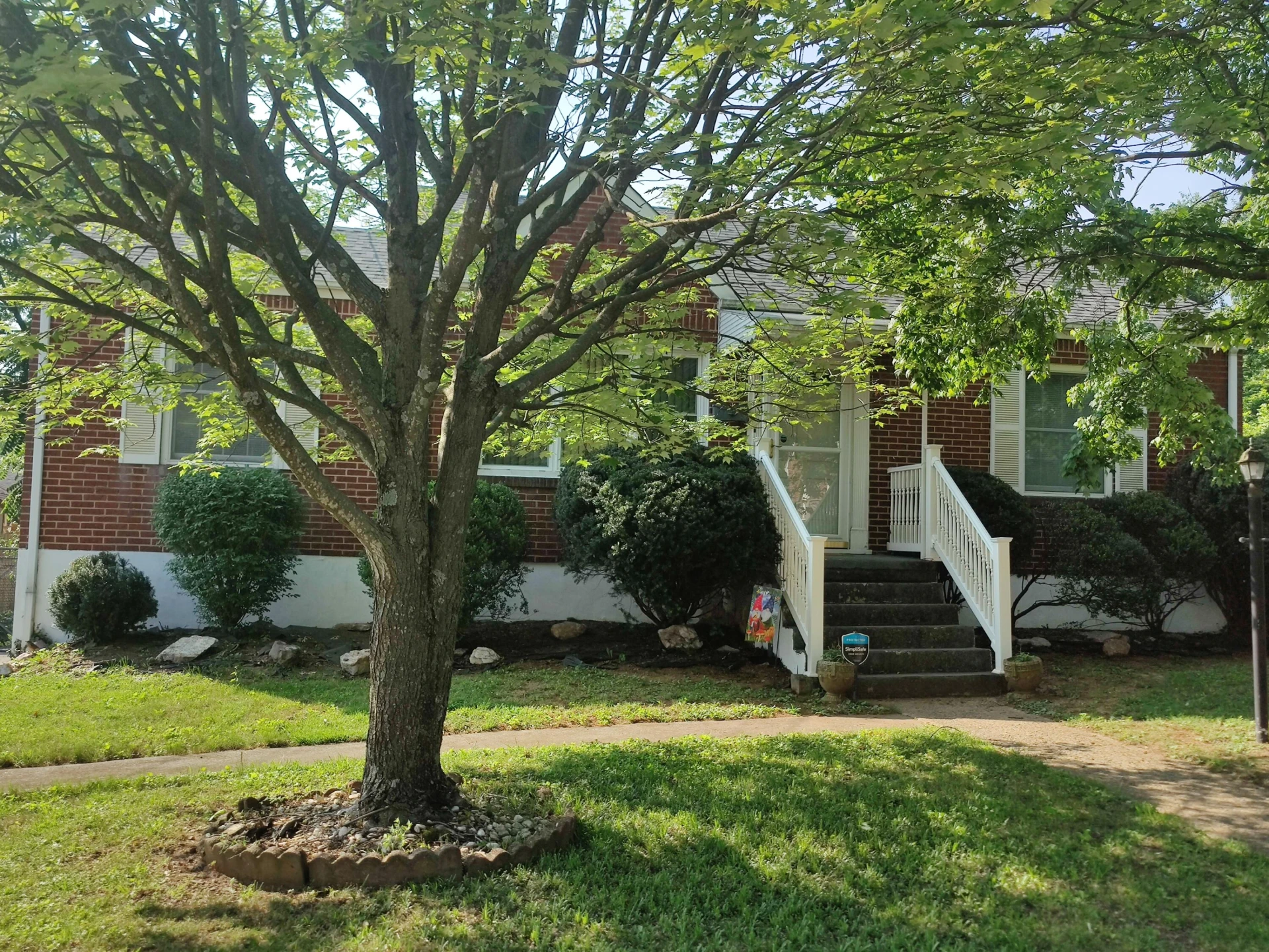 2521 Chatham ST