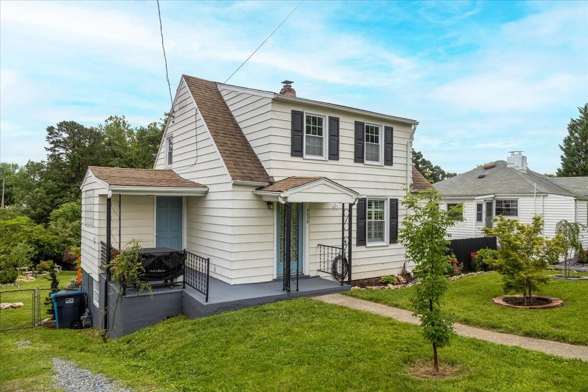 5038 Morwanda ST - Photo 2